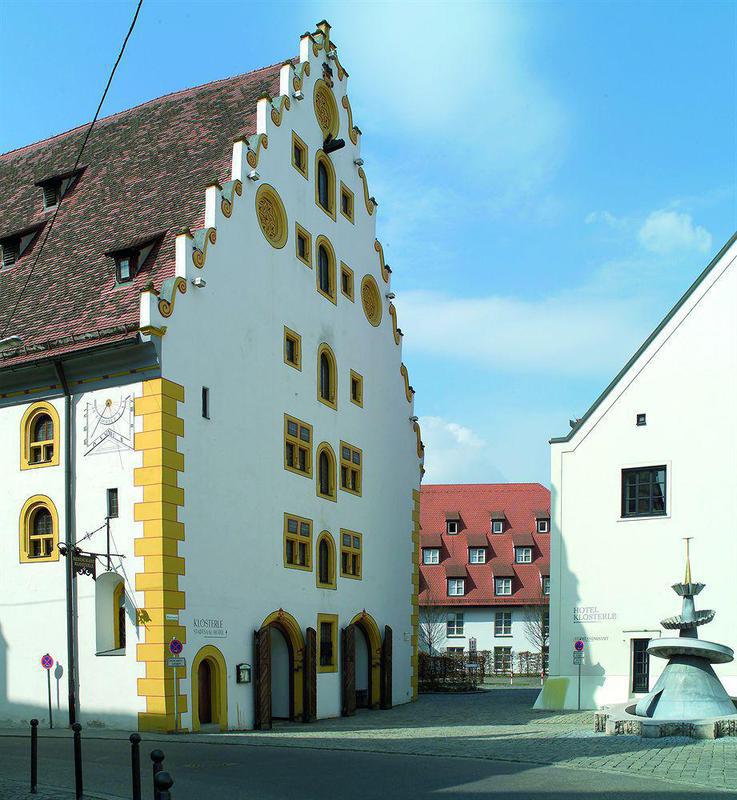 Hotel Kloesterle Noerdlingen - In Kuerze Elaya Hotel Kloesterle Nördlingen Buitenkant foto